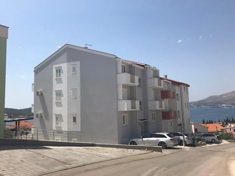 Apartments Gazebo Trogir